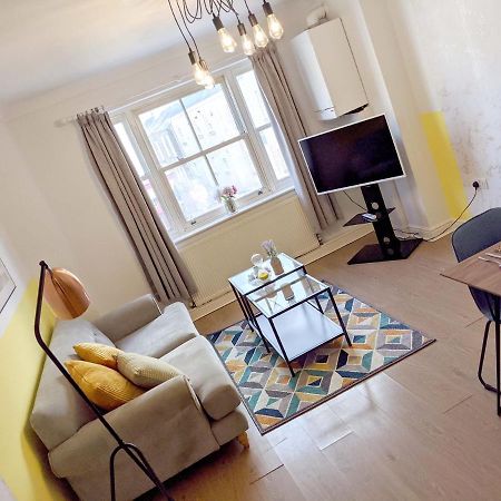Koala & Tree - Renovated 2 Bed Apartment In City Centre - Short Lets & Serviced Accommodation Cambridge Exterior foto